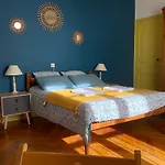 A L'ombre Du 3* Fuilla