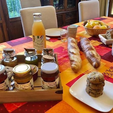 A L'ombre Du Bed and breakfast 3*